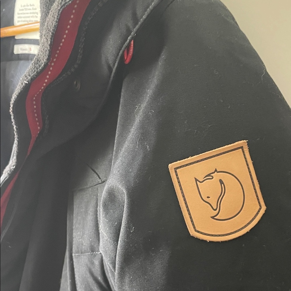 Fjallraven Women's Ski Jacket - Black